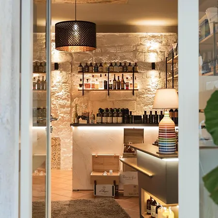 Bed & Breakfast Locanda Trani Frühstückspension 3*